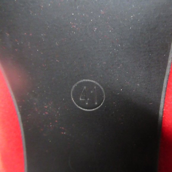 Red Velvety-Feel Stilletto Boots Size 41 (U.S. 8.5-9) - Picture 9 of 9